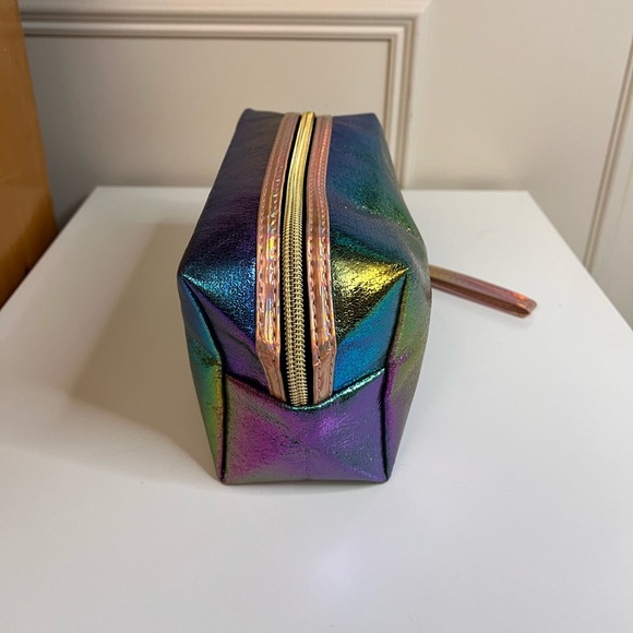 🧜♀️Mermaid tail makeup bag Phantom colours iridescent travel bag pencil case - Picture 7 of 14